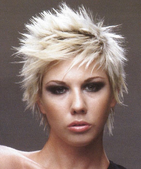 punk hairstyles gallery. girl punk hairstyle pictures